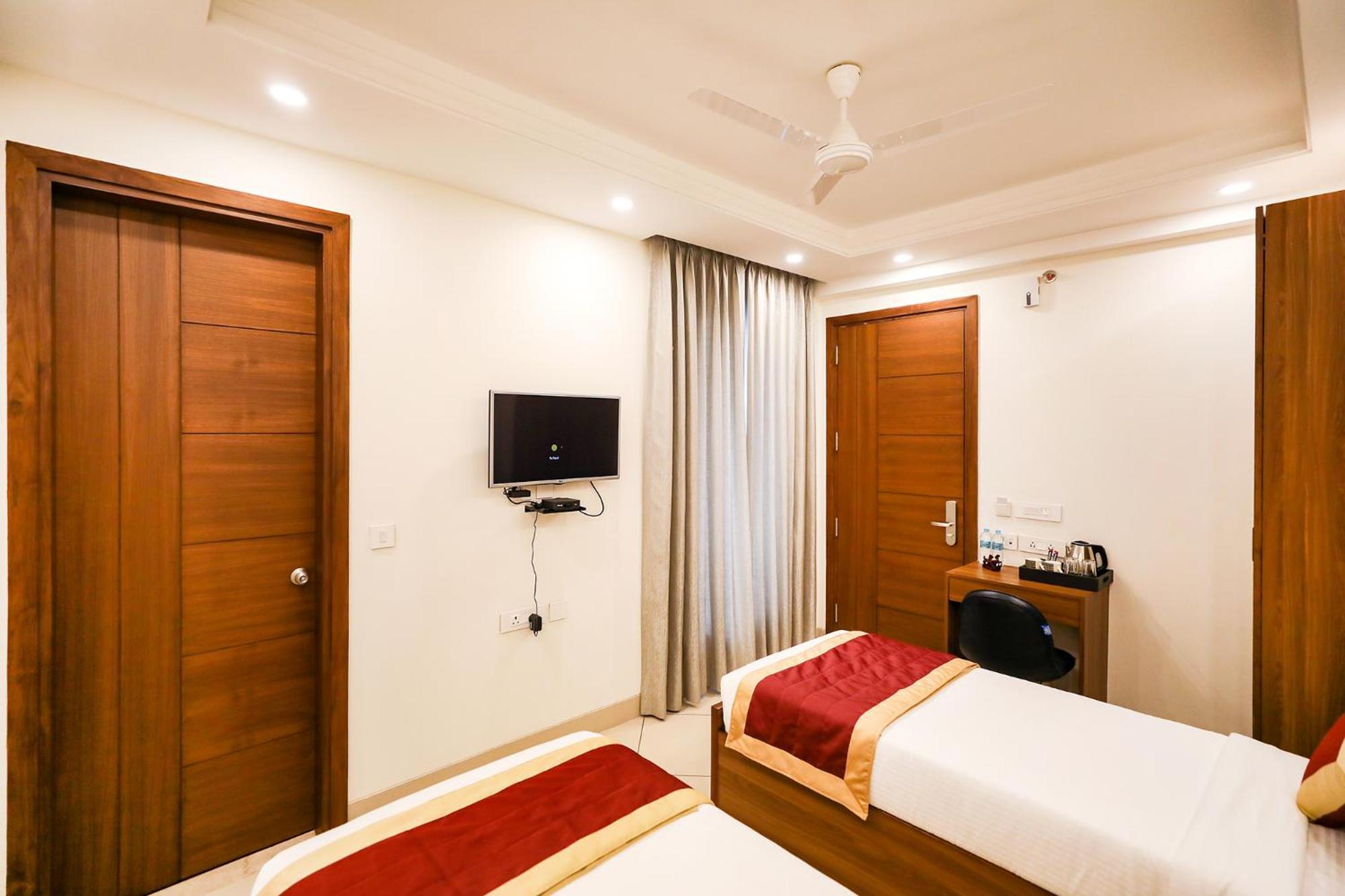 Fabhotel La Paz Stay B&B New Delhi Eksteriør billede