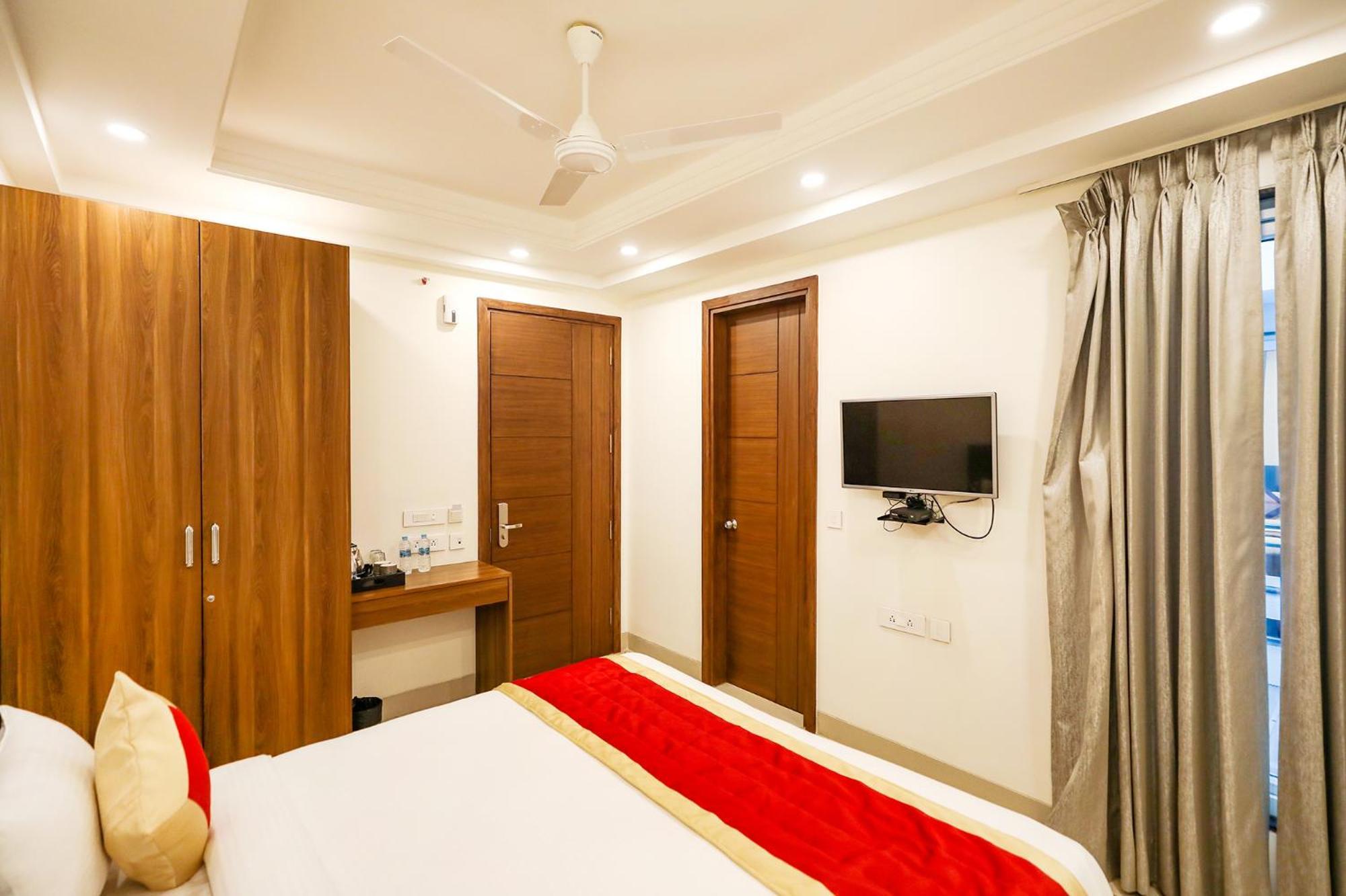 Fabhotel La Paz Stay B&B New Delhi Eksteriør billede